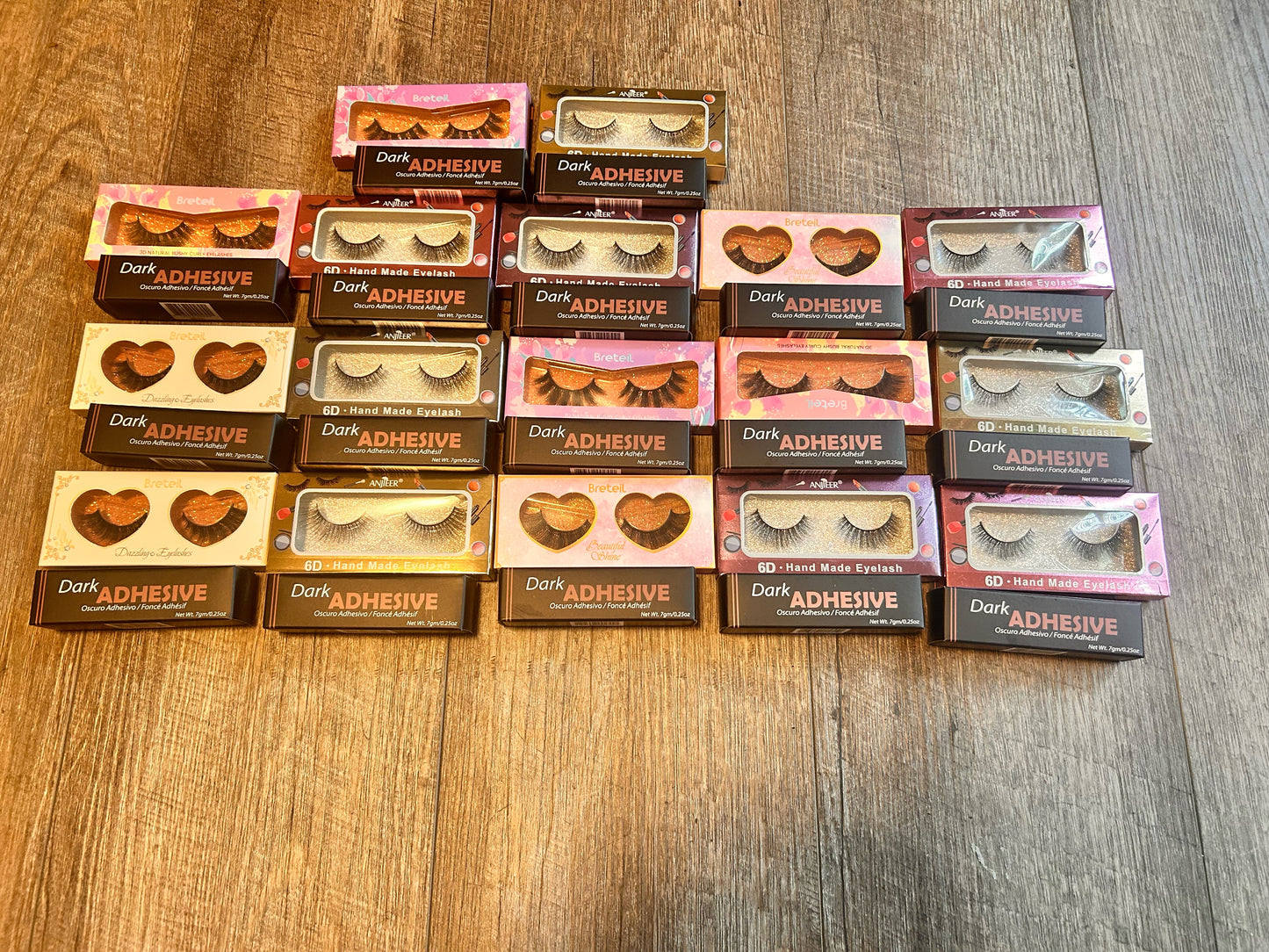 Assorted lash with glue