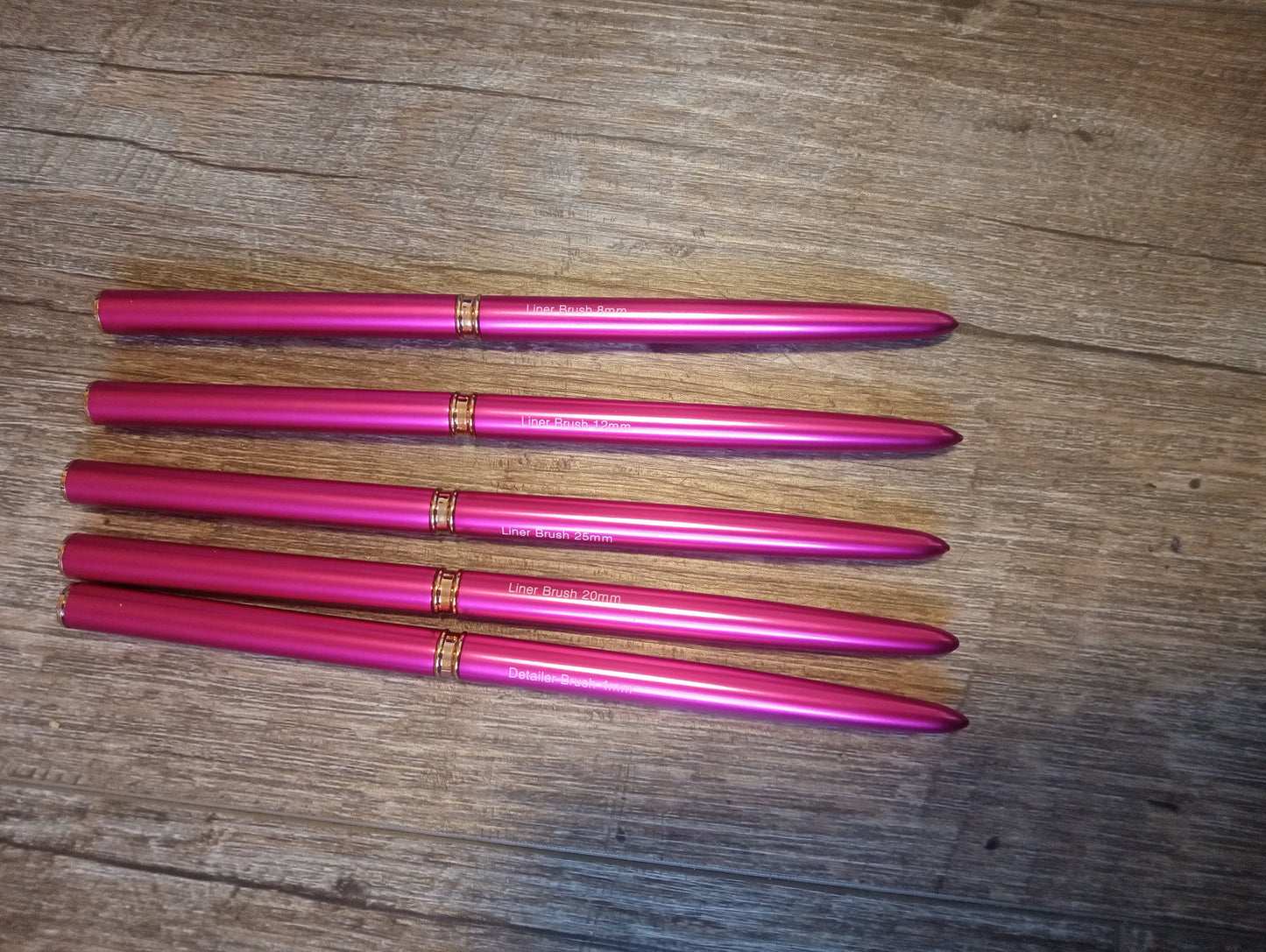 Nail art brushes
