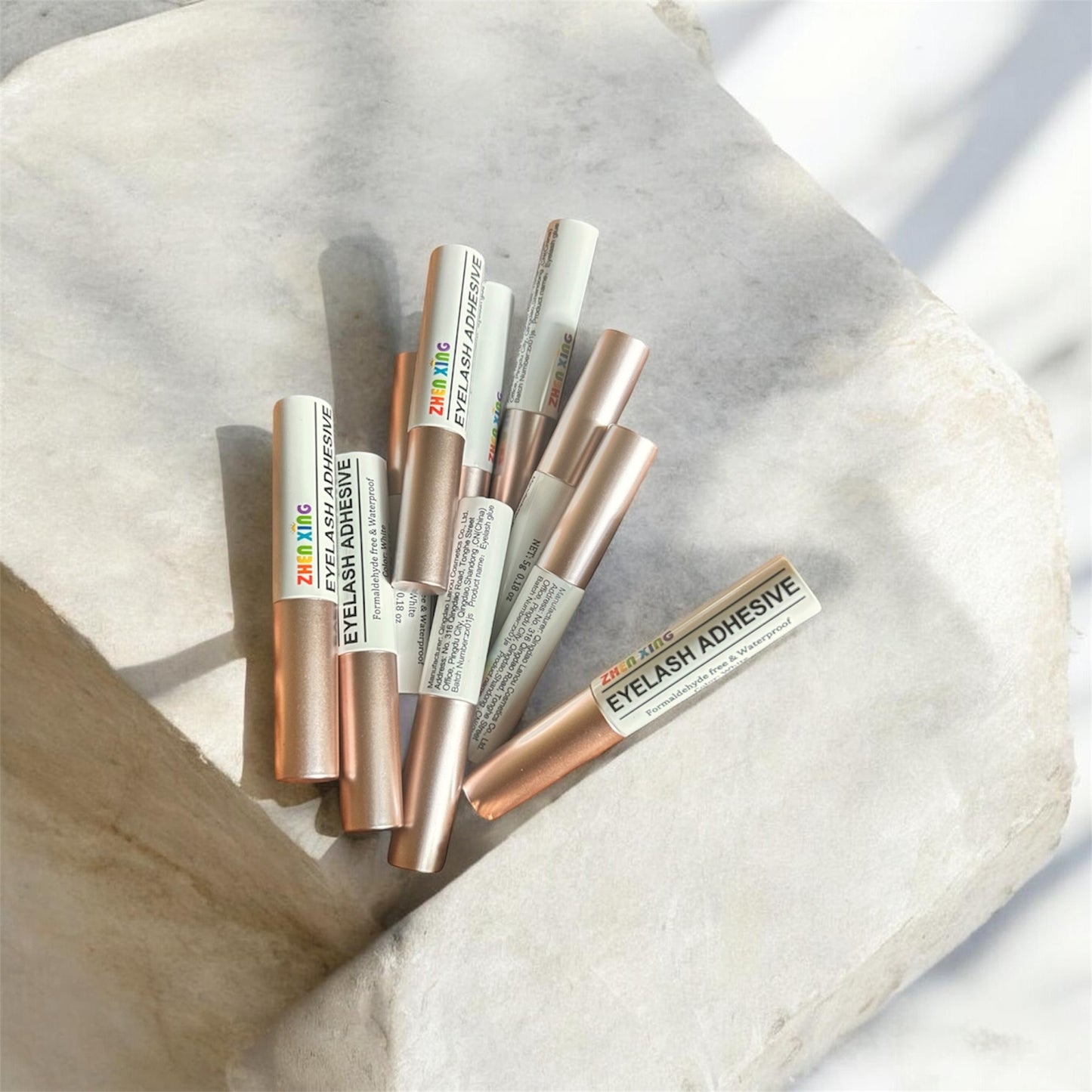 Zhen xing eyelash adhesive
